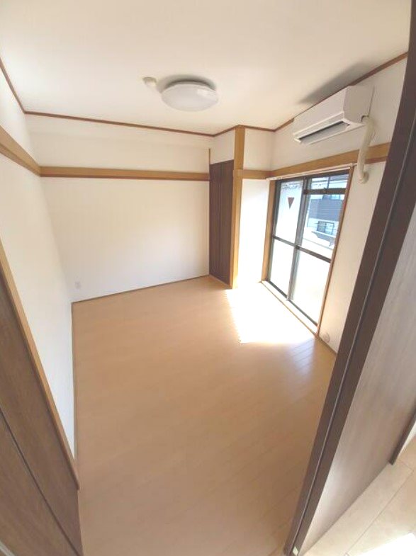レクハイム杉田 玄関