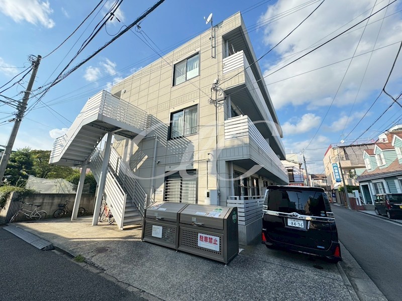 エスポワール塚越 301号室 外観