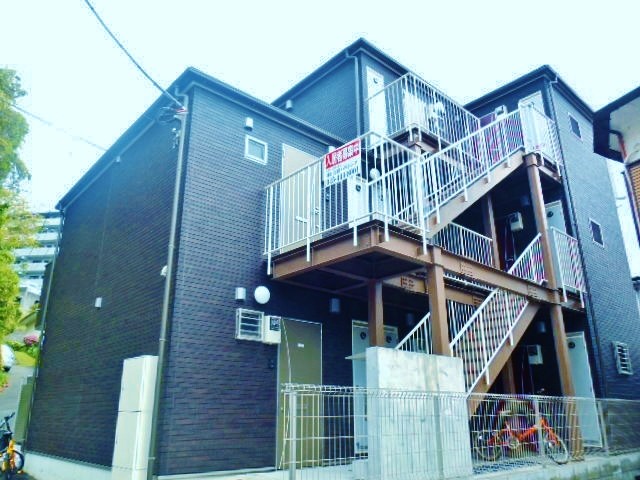 クレール六浦東 外観