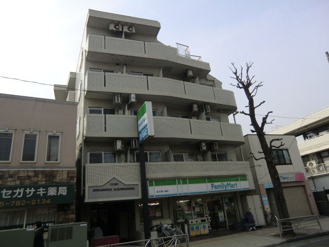 クリオ六浦壱番館 外観