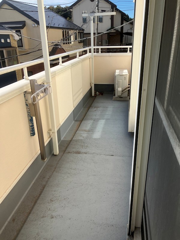 片吹戸建 ベランダ