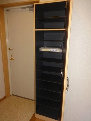フェリーチェ横濱 玄関
