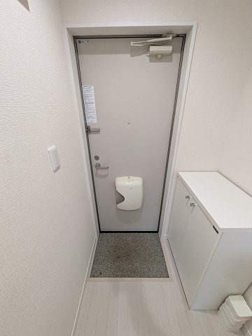 リバネックス菊名 玄関