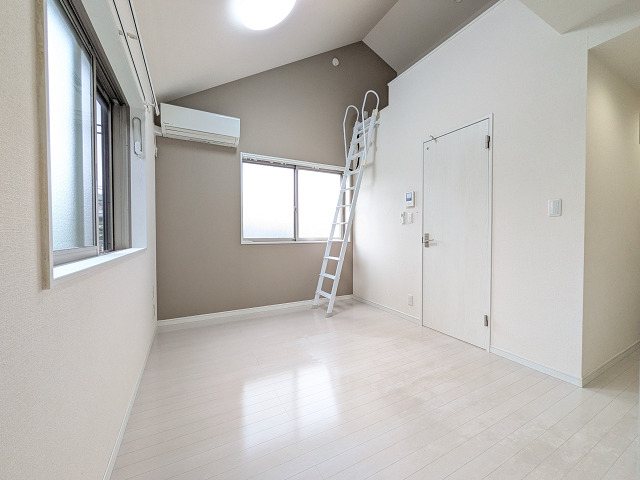 リバネックス菊名 ベッドルーム