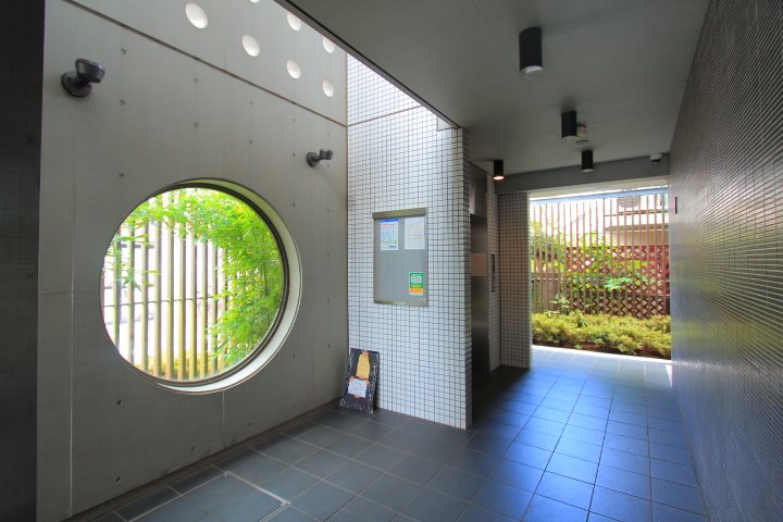 千葉県船橋市西船３丁目 エントランス