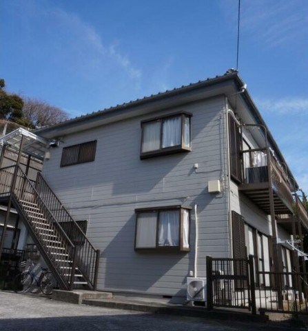 神奈川県横浜市金沢区六浦１丁目 玄関