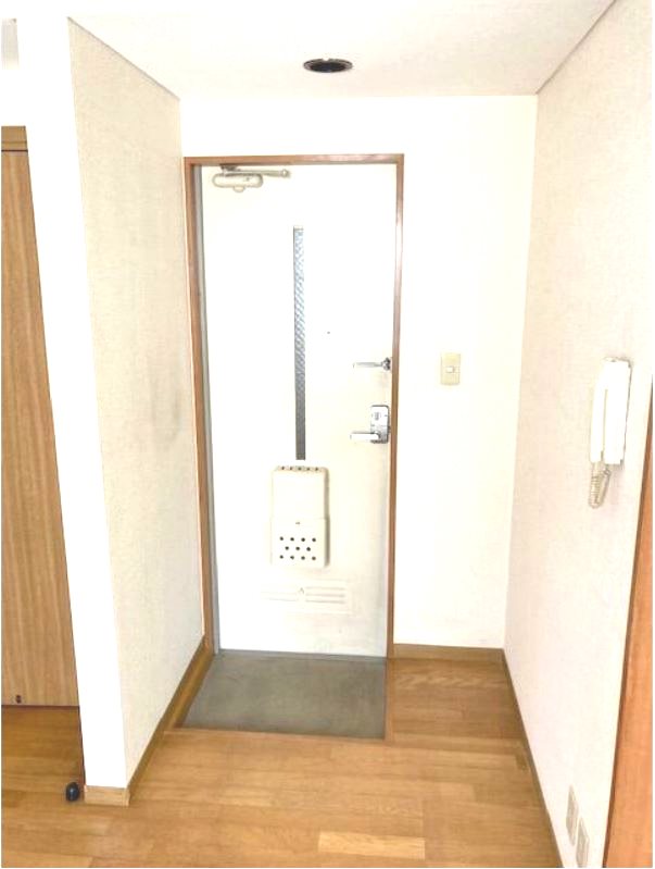 田中ビル 玄関