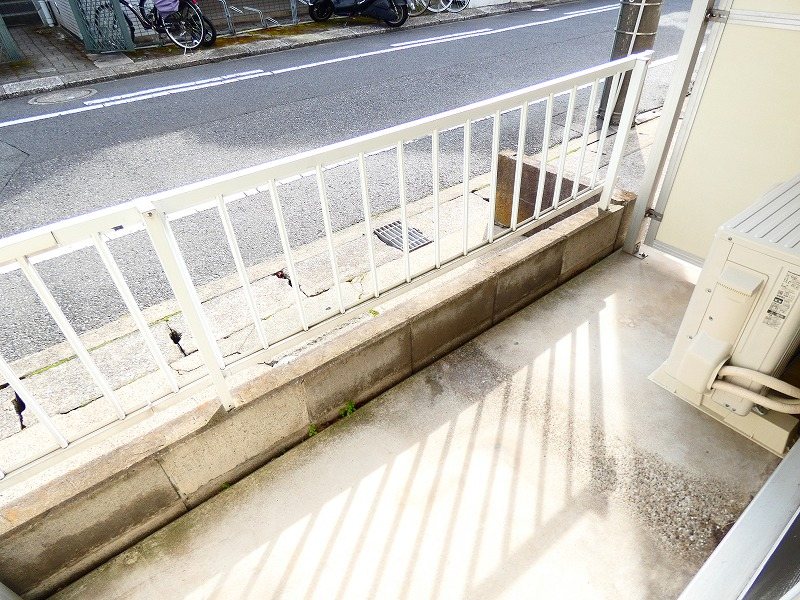 モア３ ベランダ