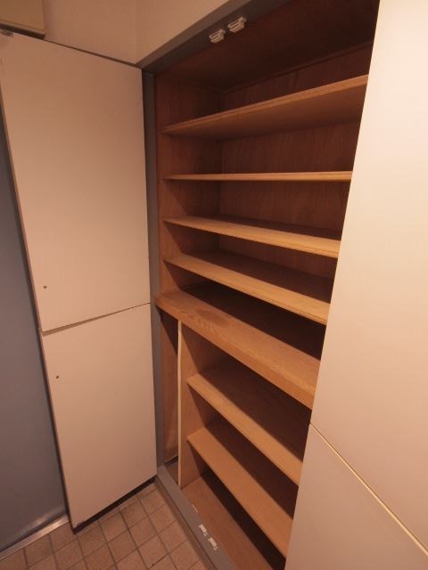 その他12