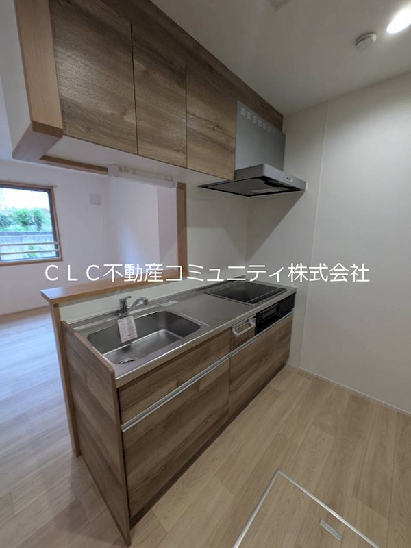 神奈川県横浜市磯子区磯子４丁目 キッチン