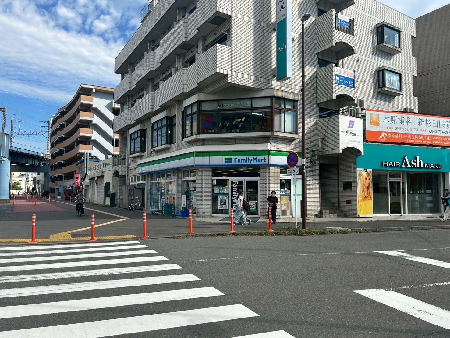 杉本ビル コンビニ