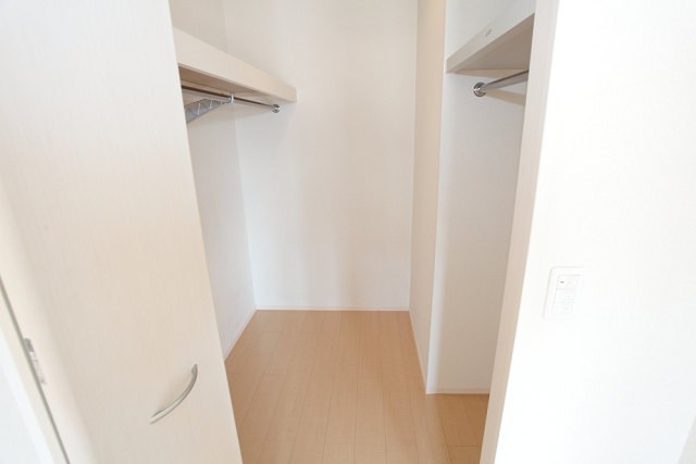 神奈川県川崎市幸区小向町 収納