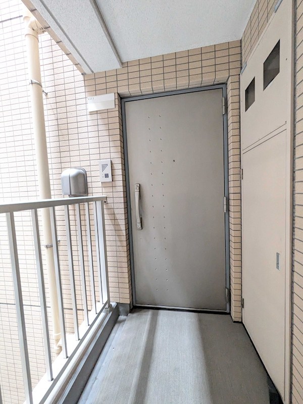 ブライズ大森東TRE 玄関