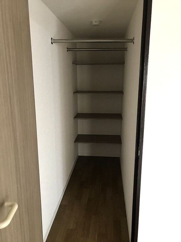 千葉県市川市欠真間２丁目 収納
