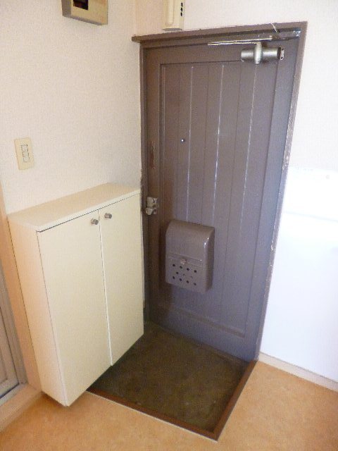 千葉県市川市高谷２丁目 玄関