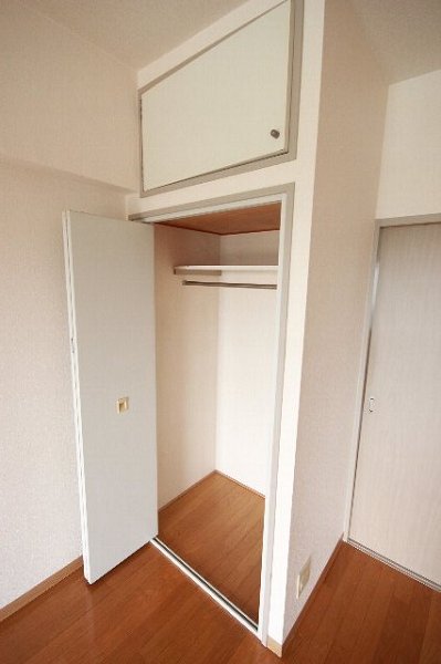 千葉県船橋市夏見台１丁目 収納