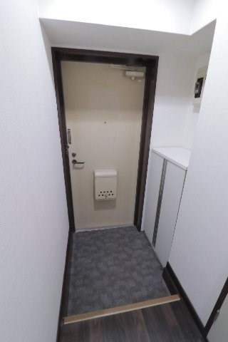 千葉県市川市原木３丁目 玄関