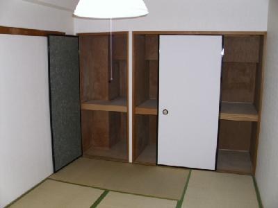 神奈川県横浜市金沢区釜利谷東３丁目 収納