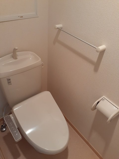 神奈川県横浜市金沢区大道１丁目 トイレ