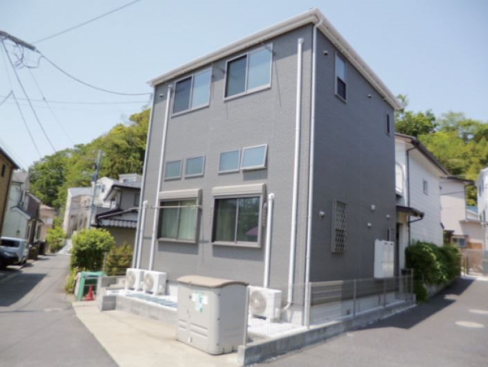 神奈川県横浜市金沢区片吹 エントランス
