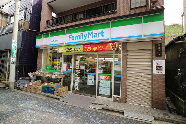 M`s　Port コンビニ