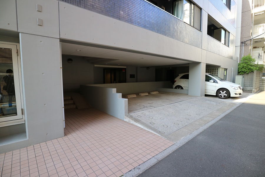 神奈川県川崎市幸区南幸町２丁目 駐車場