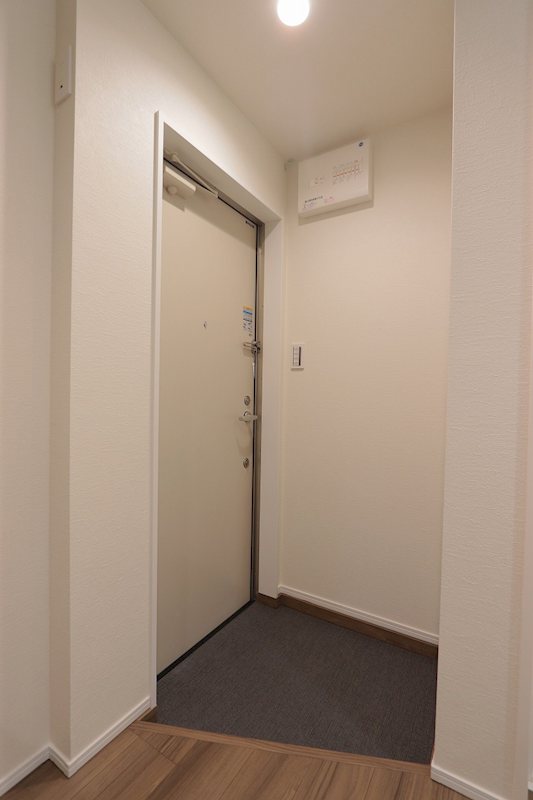 千葉県船橋市本郷町 玄関