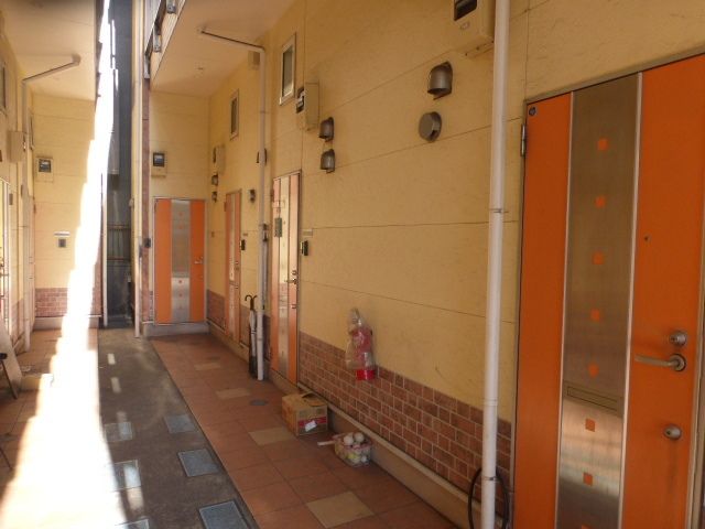 神奈川県川崎市川崎区塩浜３丁目 エントランス