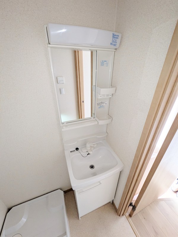 神奈川県横浜市磯子区杉田４丁目 洗面所