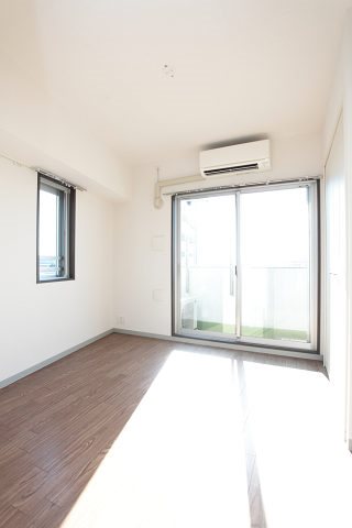 神奈川県川崎市川崎区池上新町２丁目 リビング