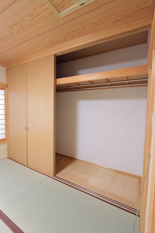 千葉県市川市稲越３丁目 収納