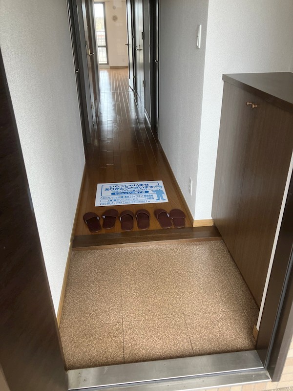 ガーデンシティ金沢文庫 玄関