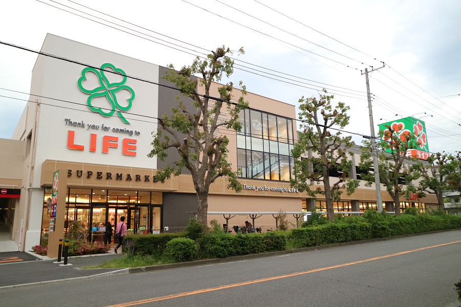 神奈川県横浜市鶴見区本町通３丁目 スーパー
