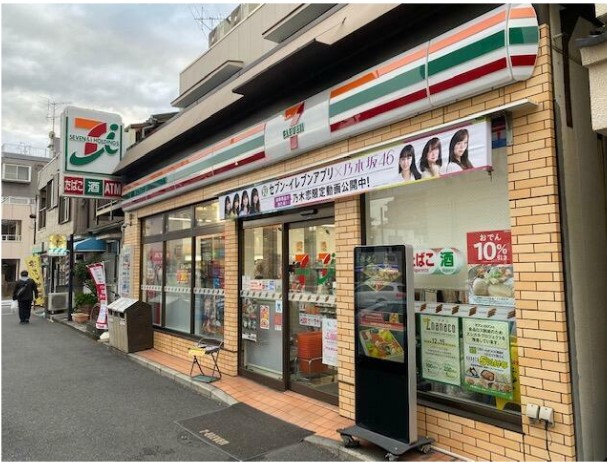 グリーンコート コンビニ