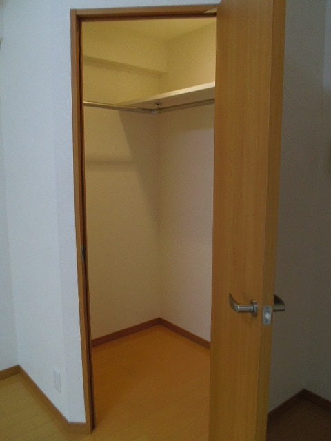 アルカサーノ新杉田  収納