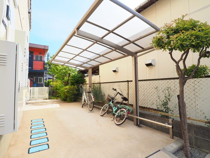 神奈川県逗子市桜山２丁目 エントランス