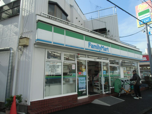 神奈川県川崎市川崎区渡田３丁目 コンビニ