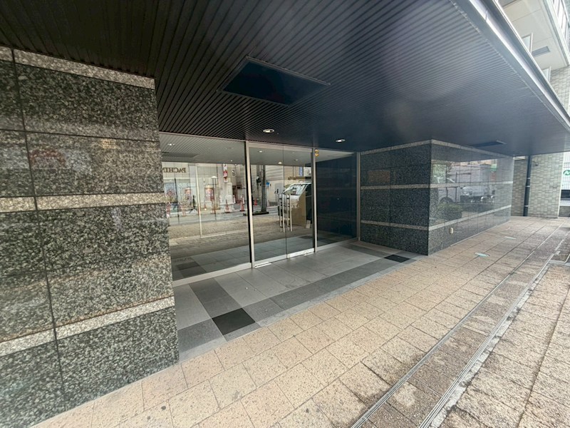 神奈川県川崎市川崎区小川町 エントランス