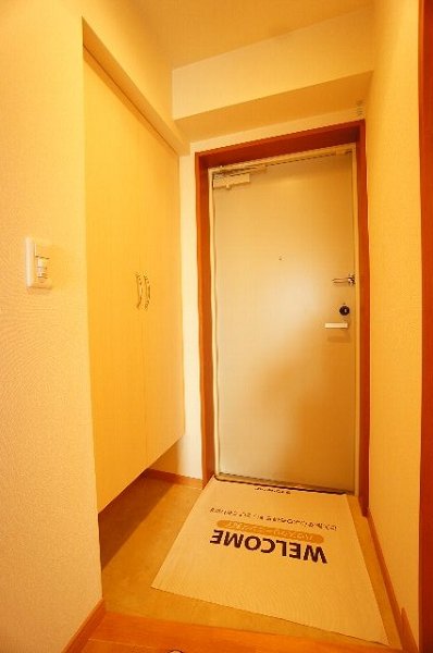 千葉県船橋市市場４丁目 玄関