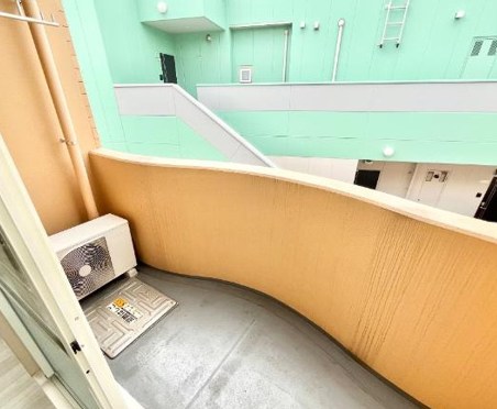 神奈川県横浜市金沢区釜利谷東４丁目 ベランダ