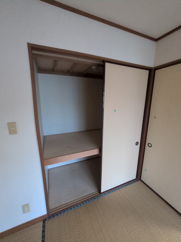 神奈川県川崎市幸区小倉１丁目 収納