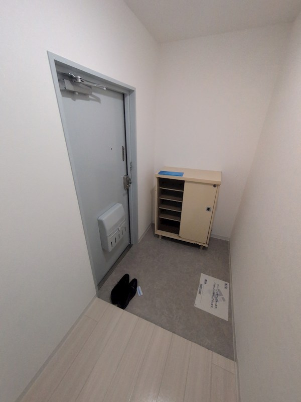 神奈川県川崎市幸区古市場１丁目 玄関