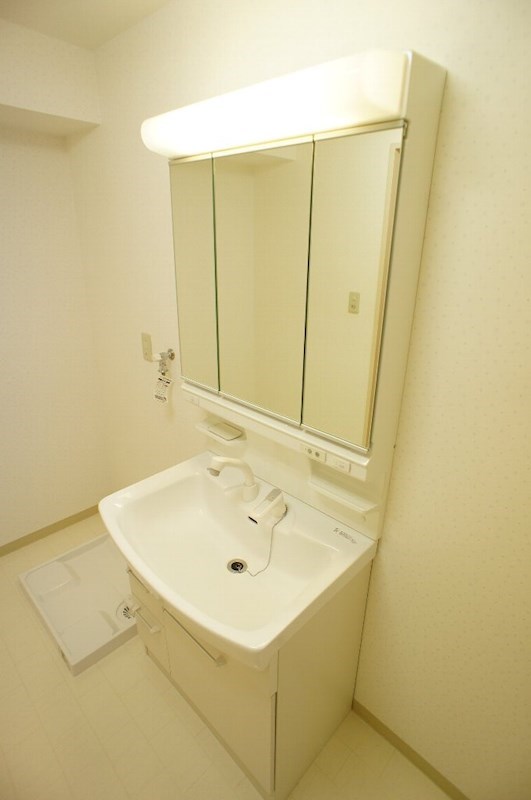 千葉県船橋市前原西４丁目 洗面所