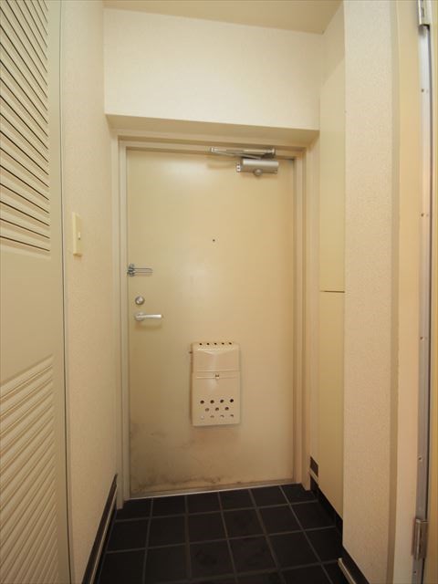 千葉県習志野市谷津６丁目 玄関