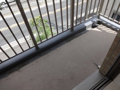 神奈川県横浜市金沢区富岡東５丁目 ベランダ