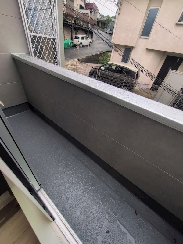 神奈川県横浜市鶴見区馬場２丁目 ベランダ