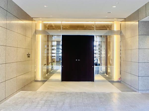 神奈川県横浜市神奈川区鶴屋町１丁目 エントランス