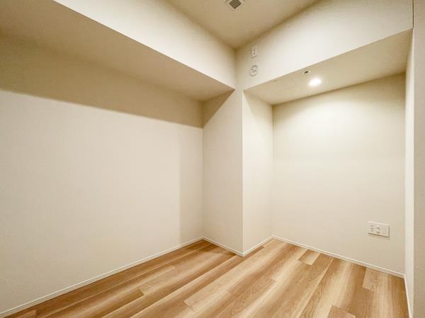 神奈川県横浜市神奈川区鶴屋町１丁目 リビング