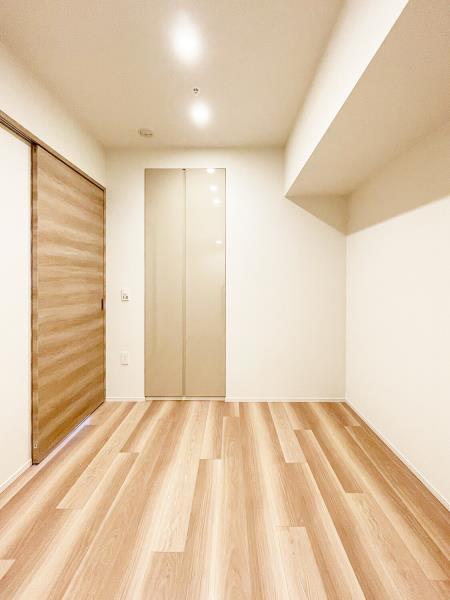 神奈川県横浜市神奈川区鶴屋町１丁目 リビング