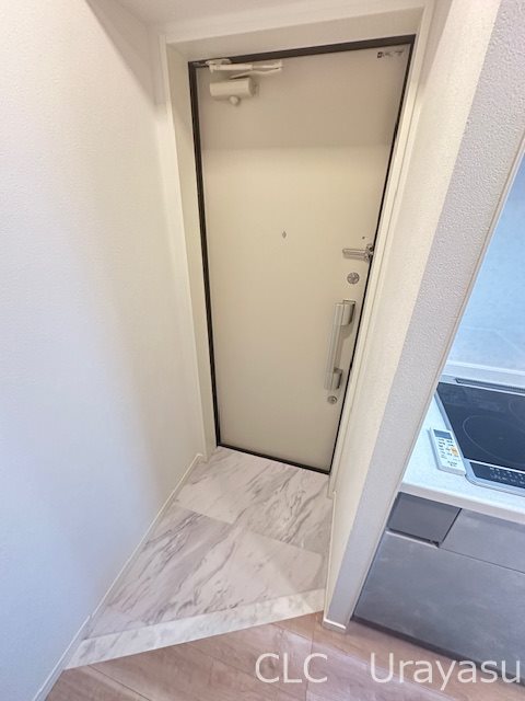 千葉県市川市富浜２丁目 玄関